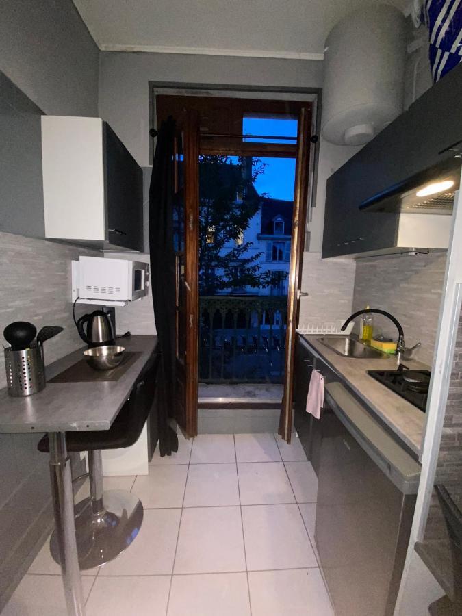 Emplacement Ideal : Studio Au Coeur De Dijon Disponible En Location Apartment Екстериор снимка